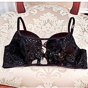 Victoria’s Secret Very Sexy push up bra Sz.32B